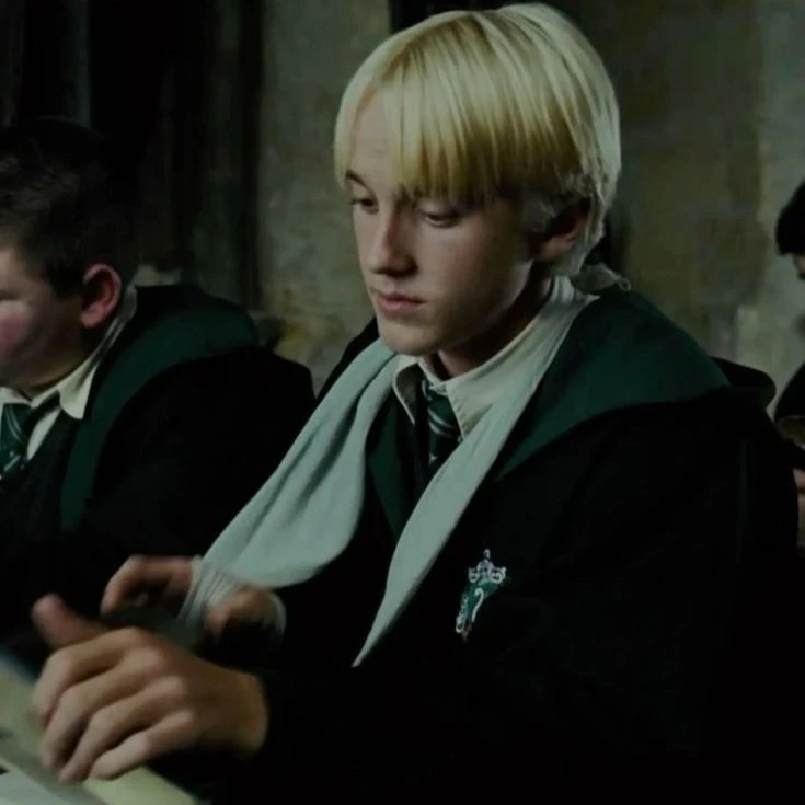 Draco Malfoy thumbnail
