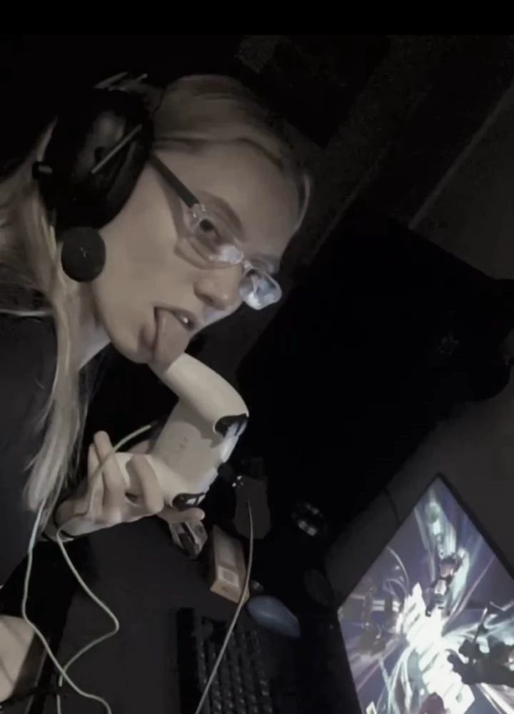 Paige Madison Bueckers WLW thumbnail
