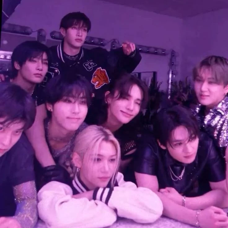 Stray Kids thumbnail
