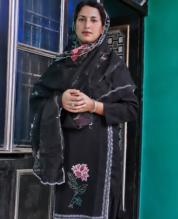 Nadia qureshi  thumbnail