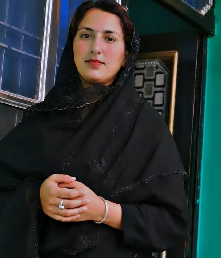 Zara Shaikh  thumbnail