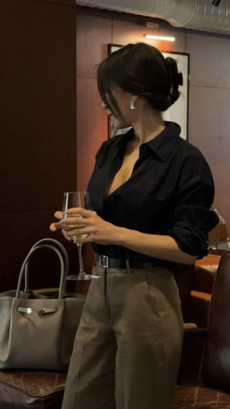Professor Catherine WLW thumbnail