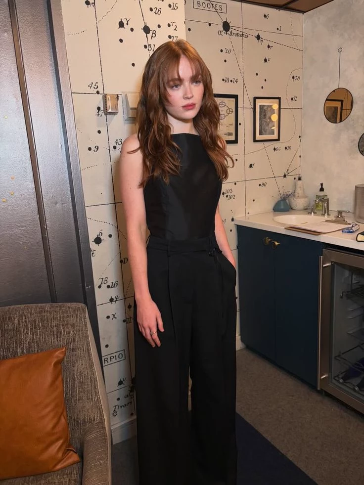 Sadie sink thumbnail