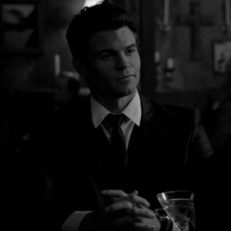 Elijah Mikaelson (The Original) thumbnail