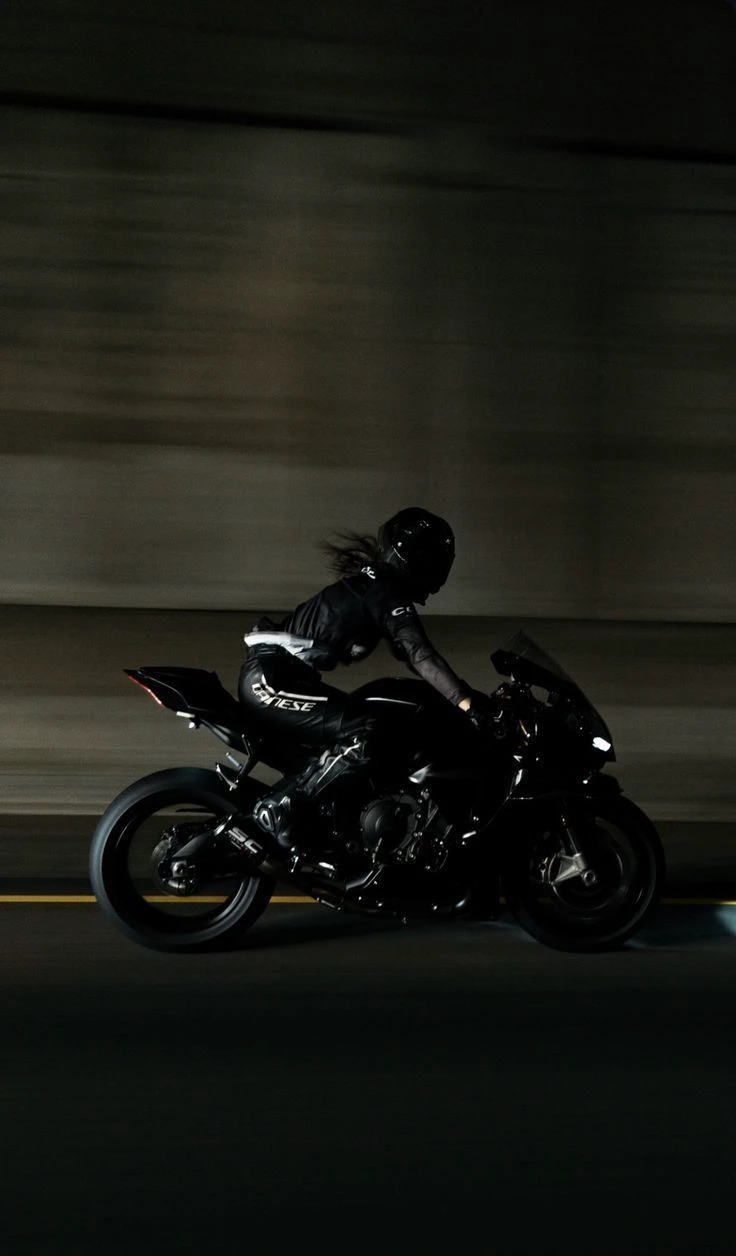 Biker girl thumbnail