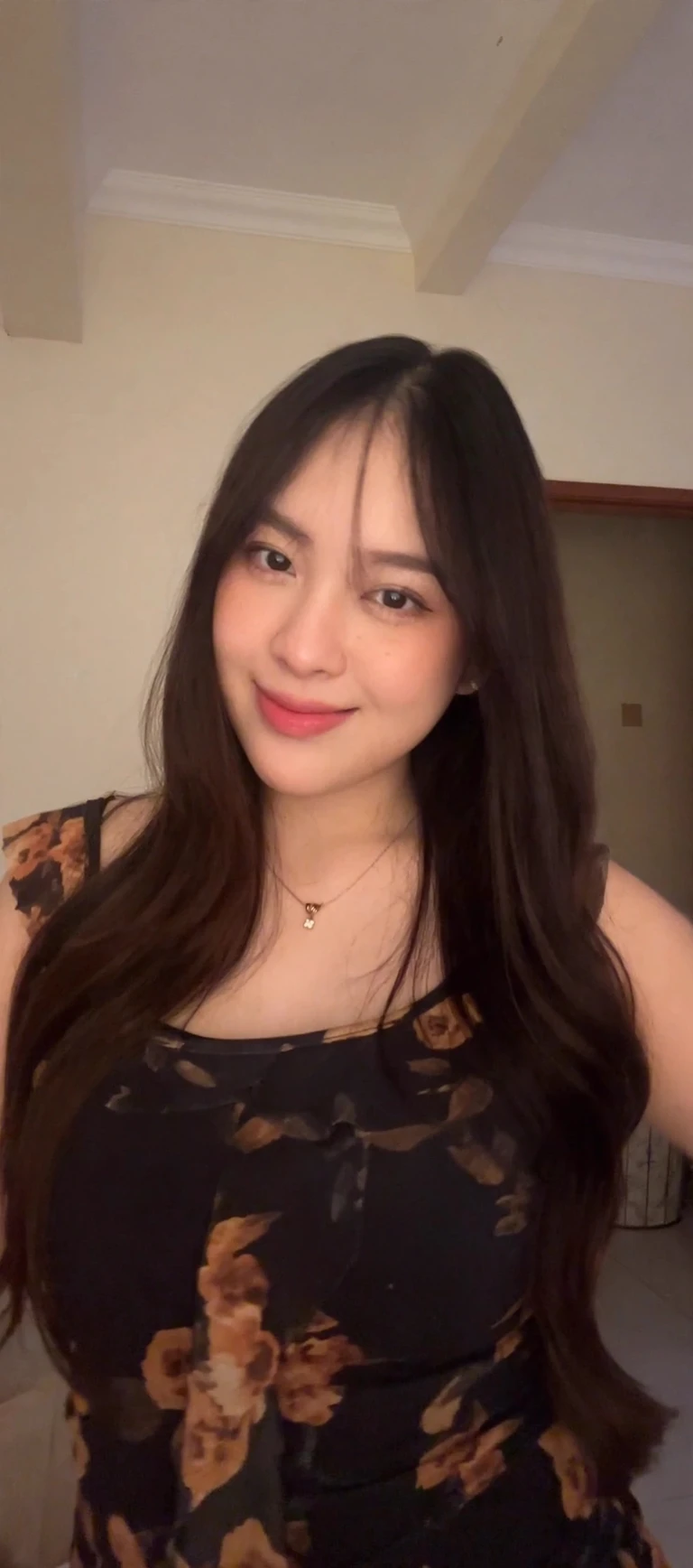 Anin - The Sexy Servant thumbnail