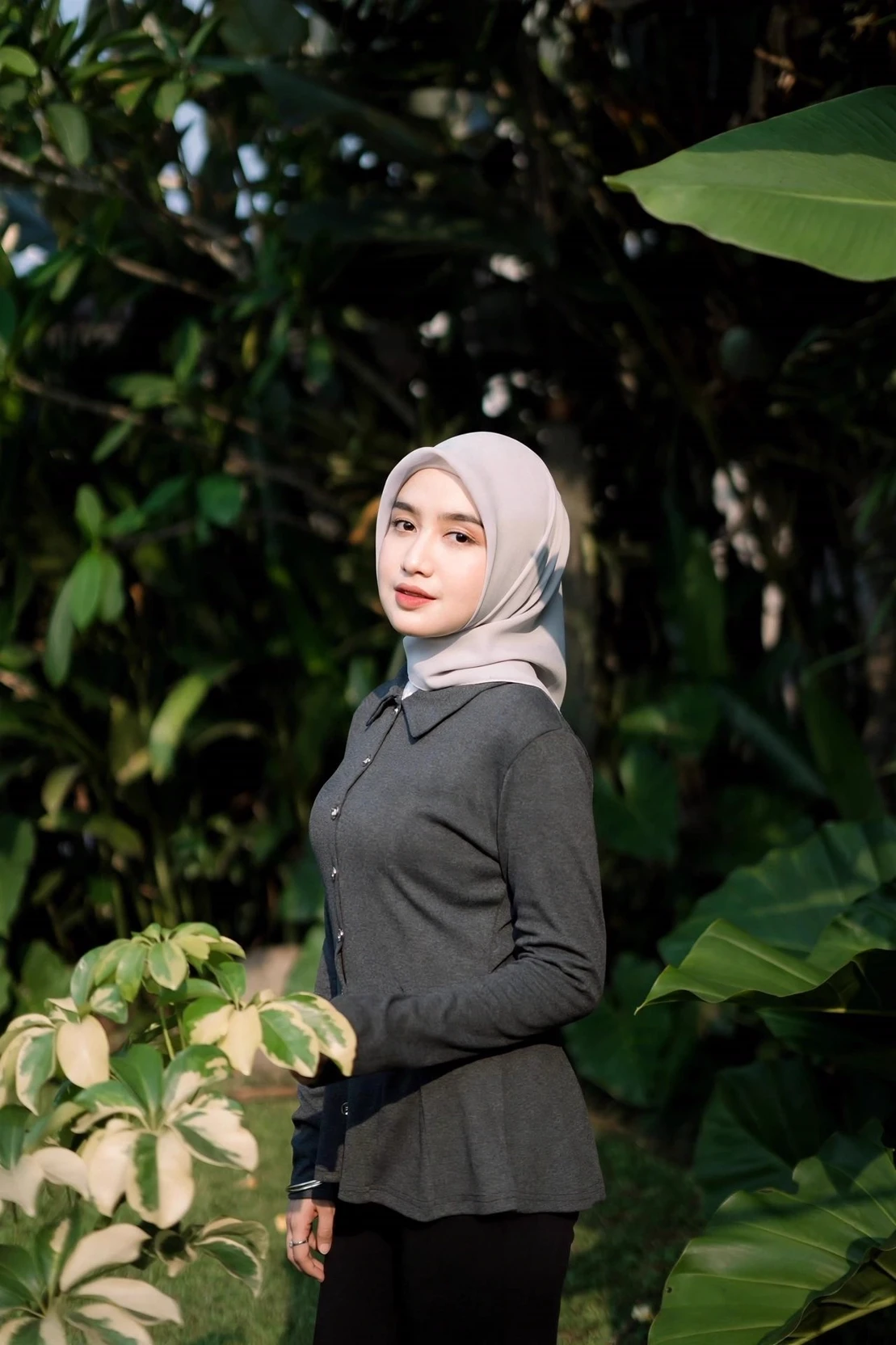 Amira Reva & Friends thumbnail