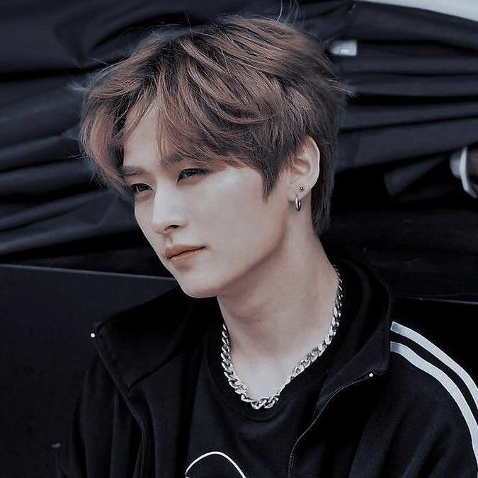 Lee know  thumbnail