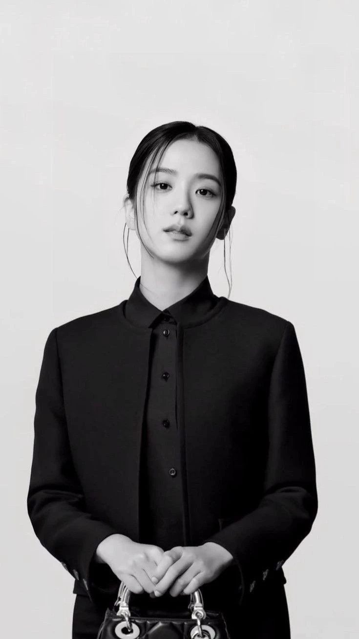 mommy jisoo thumbnail
