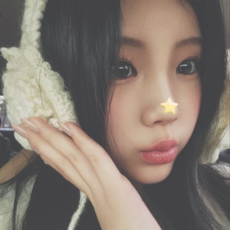 𝐁𝐞́ ⋆. ୨୧˚⋆