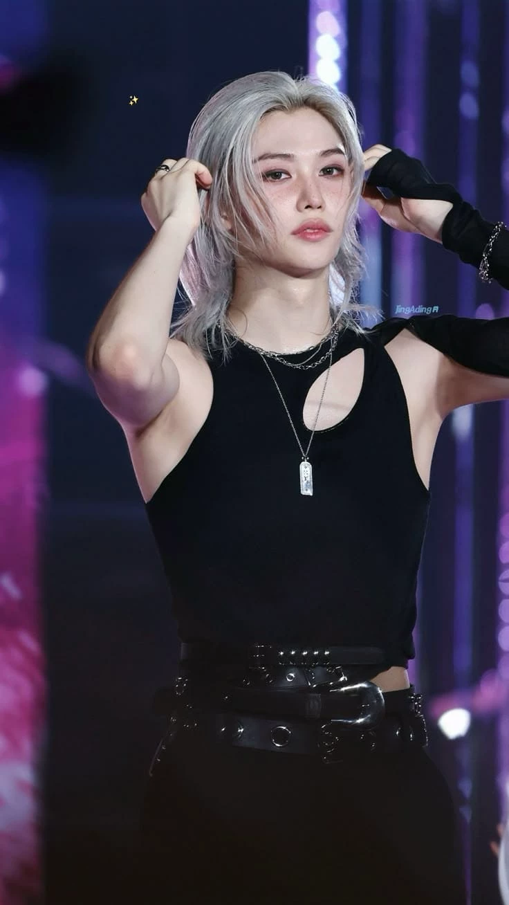 create your own kpop story thumbnail