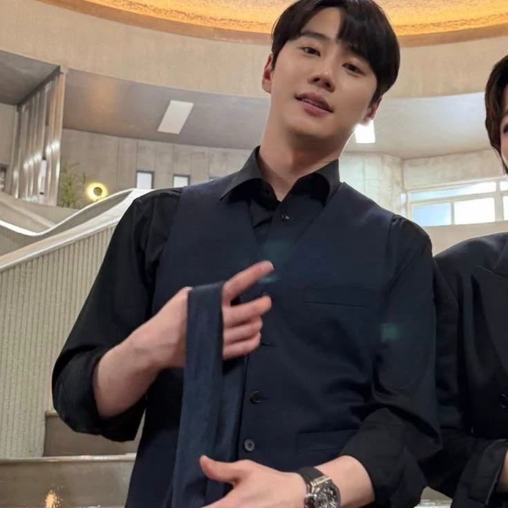 junyoung thumbnail