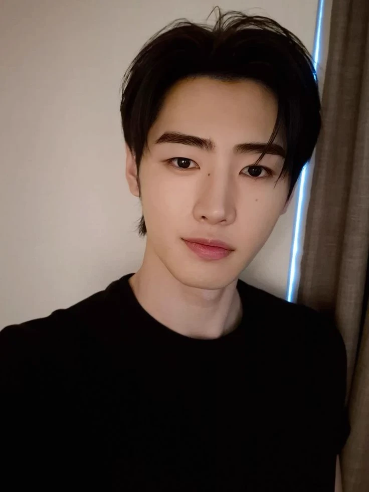 sunghoon thumbnail