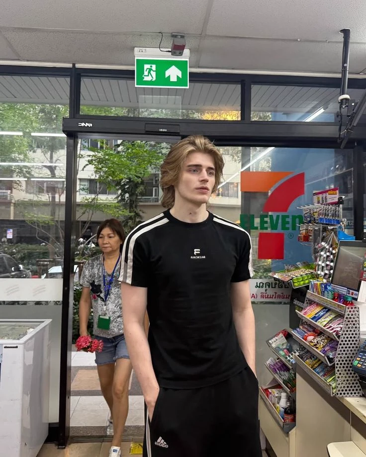 Dylan Sakharov thumbnail