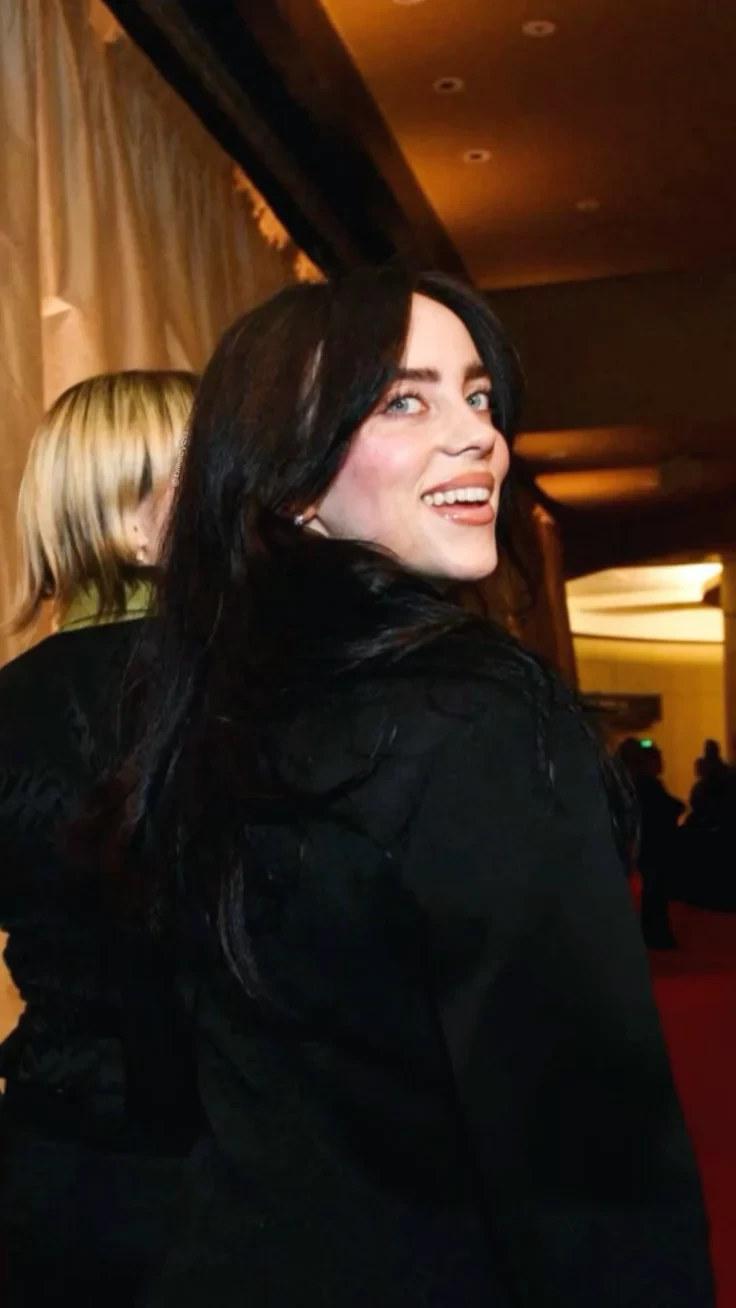 Billie Eilish. thumbnail