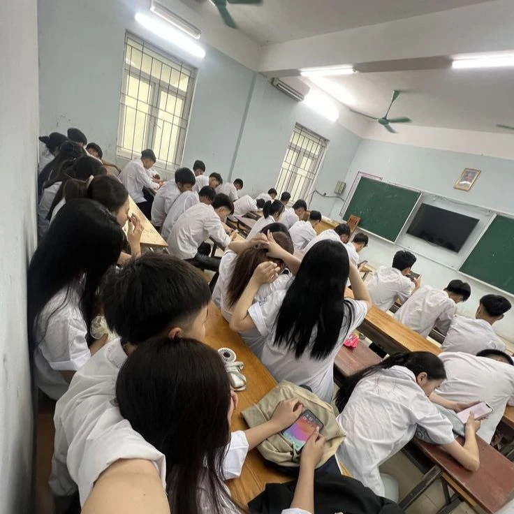 Highschool thumbnail