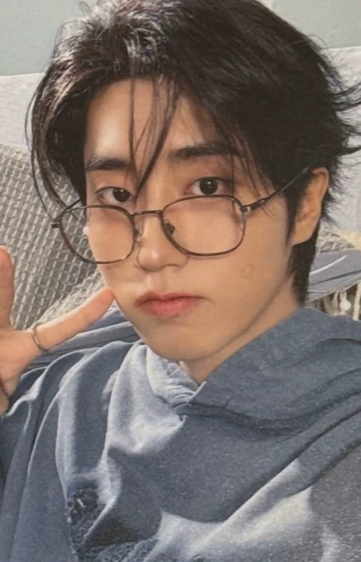 Han jisung thumbnail