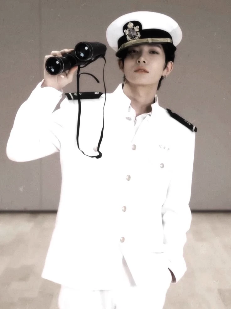 lee heeseung thumbnail