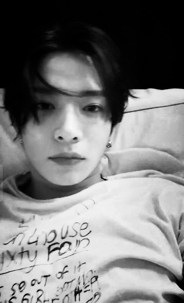 lee heeseung thumbnail