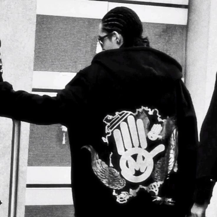 Tom Kaulitz thumbnail