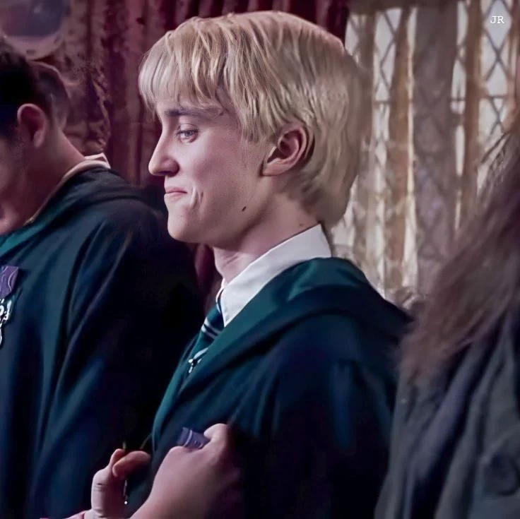 Draco Malfoy thumbnail