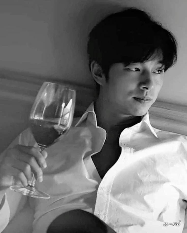 Gong Yoo(sugar daddy) thumbnail