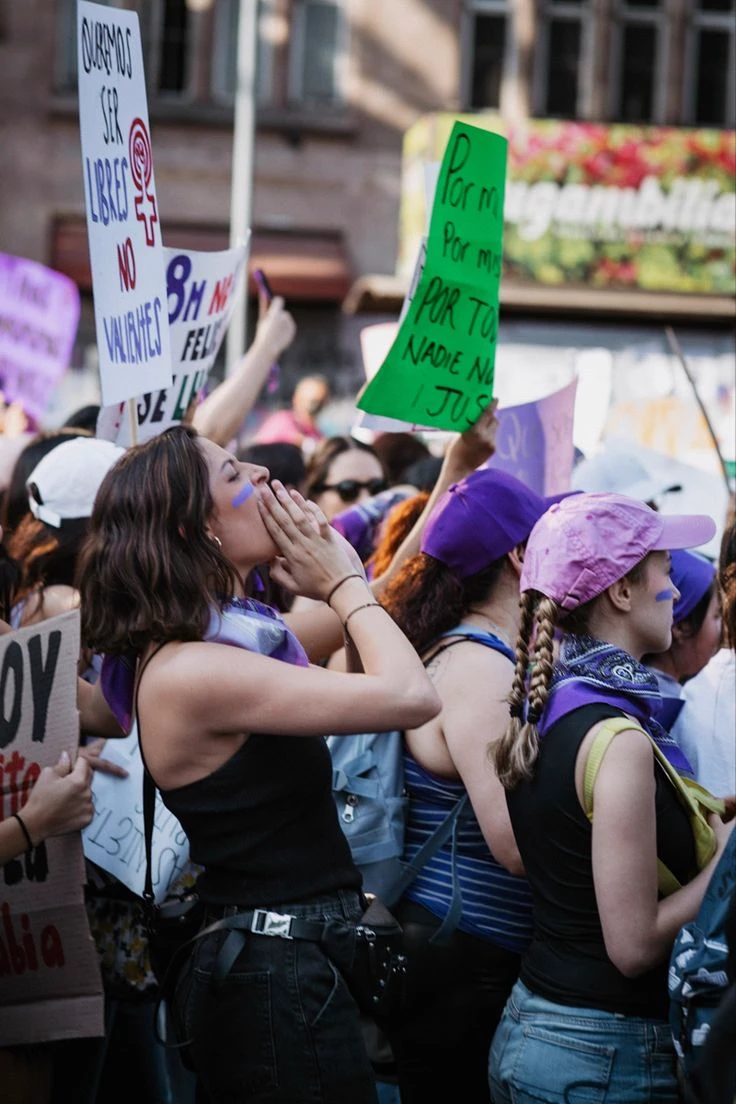feminist march thumbnail