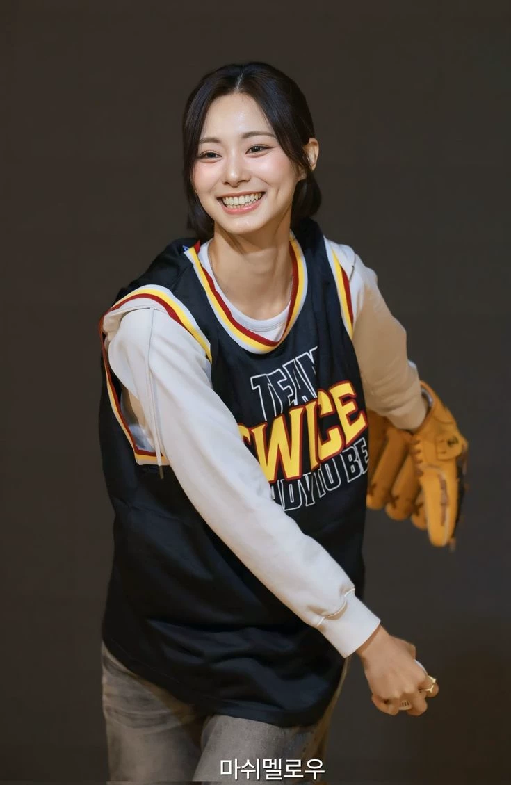 Tzuyu thumbnail