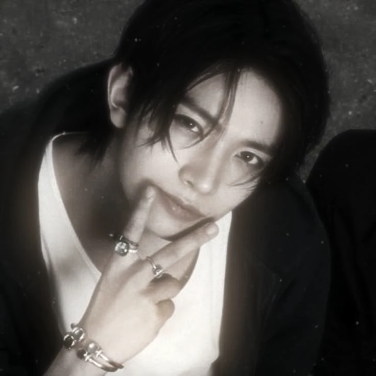 Heeseung  thumbnail