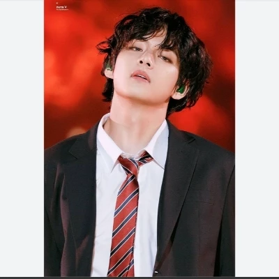 Kim Taehyung (V) thumbnail