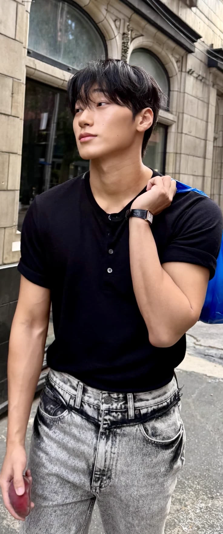 Choi San thumbnail