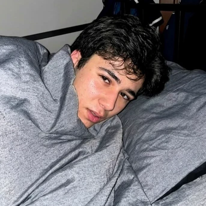 Efe Şan thumbnail