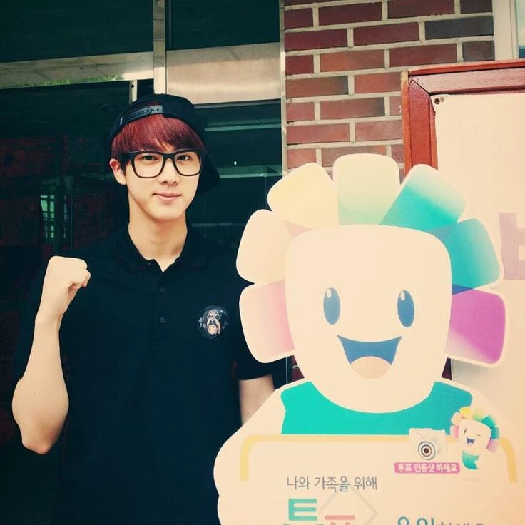 Kim Seokjin thumbnail