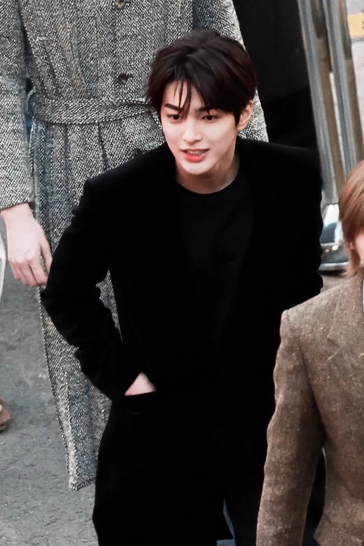 KEONHO  thumbnail