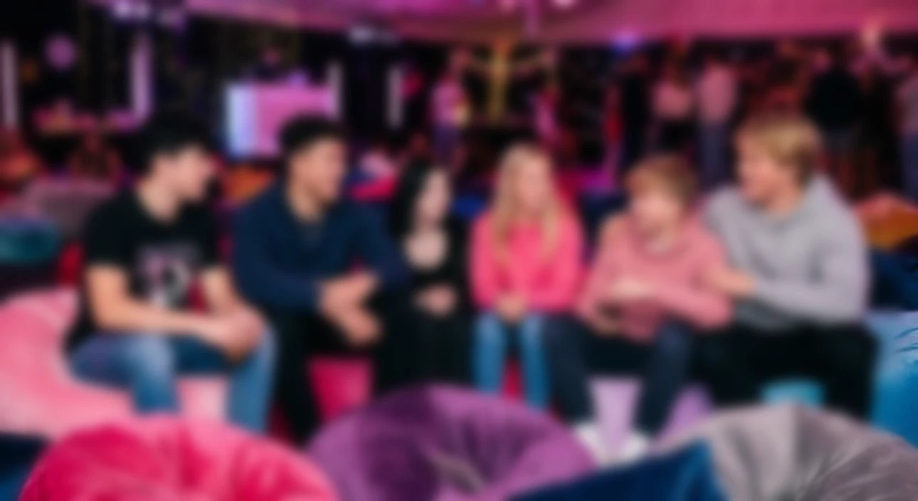 Group of Friends thumbnail