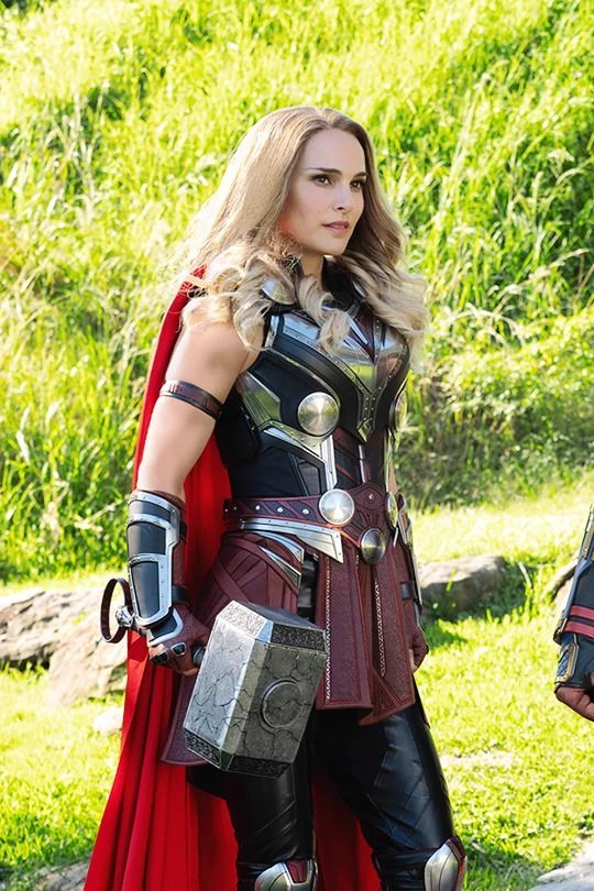 Jane Foster / Mighty Thor thumbnail