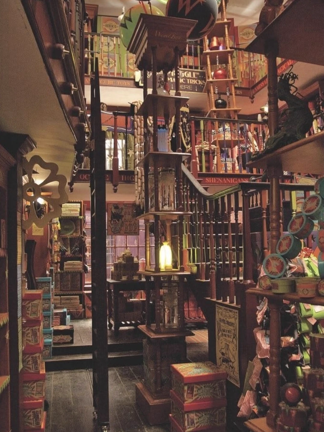 fred and george thumbnail