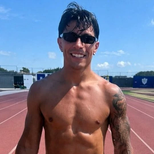 Lisandro Martinez thumbnail