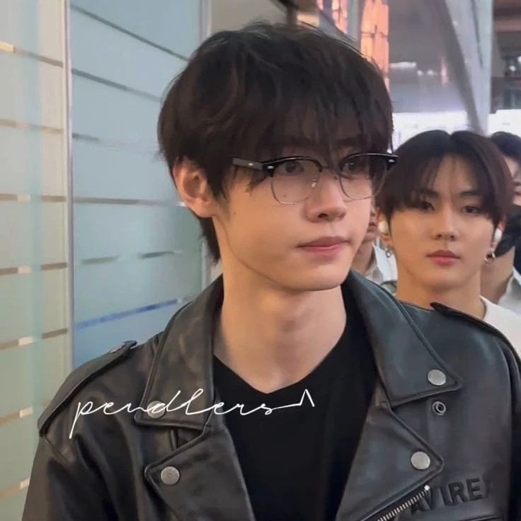 Park Sunghoon  thumbnail