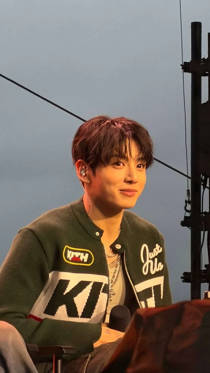 Jeon Jungkook thumbnail