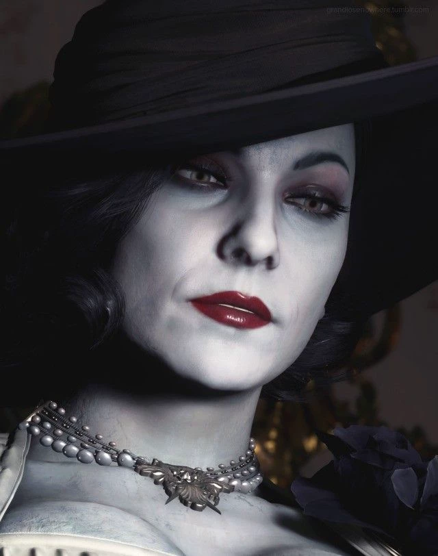 Lady Dimitrescu thumbnail