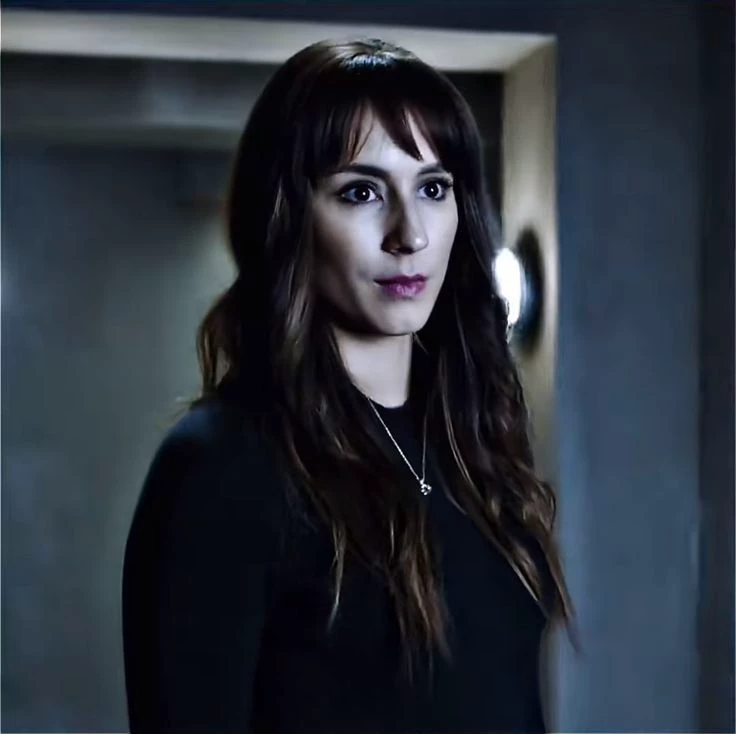 Alex Drake thumbnail
