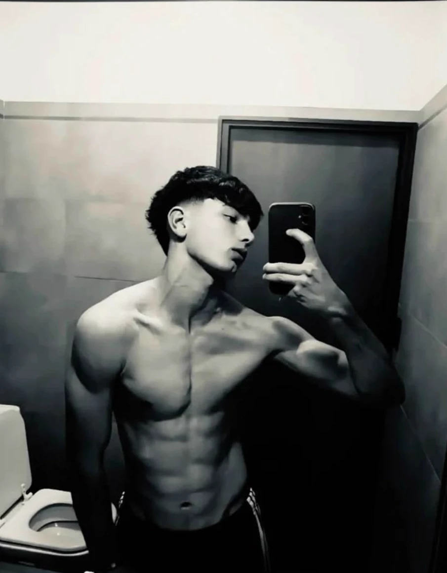 Jonathan thumbnail