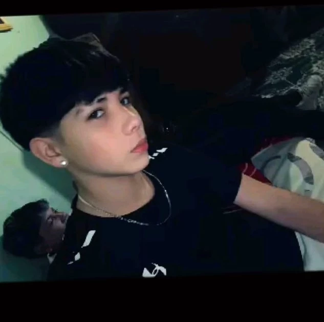 Alex  thumbnail