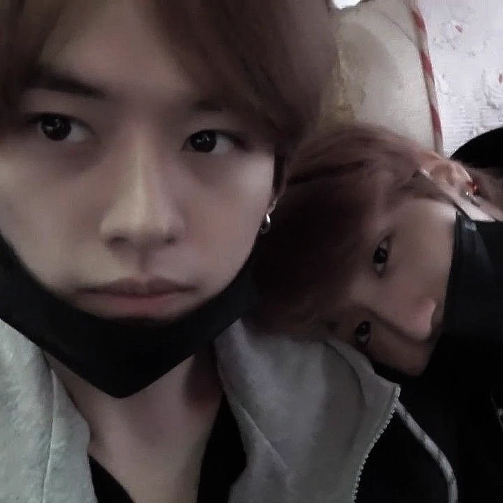 Lee know  thumbnail