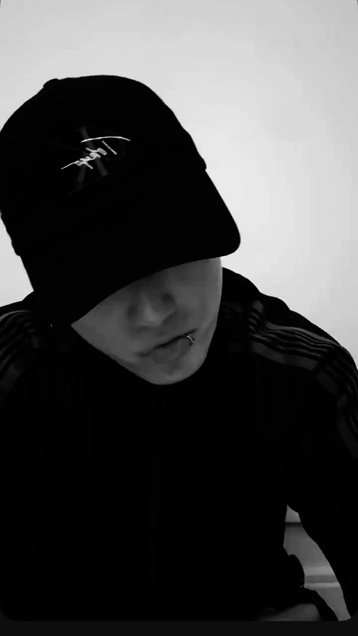 Jeon Jungkook thumbnail