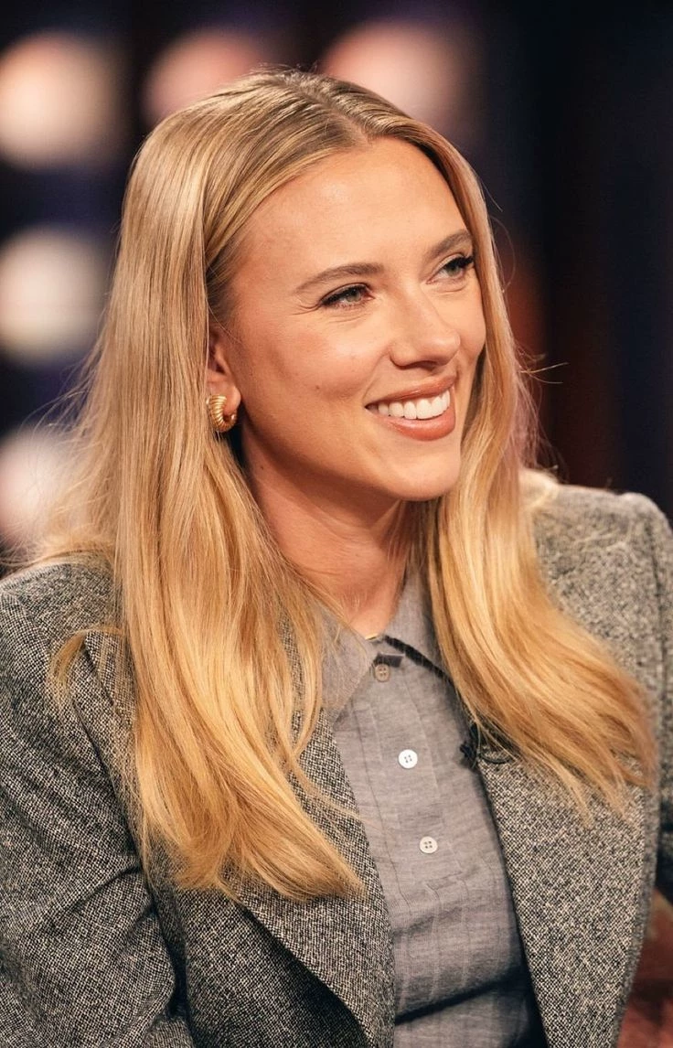 Scarlett Johansson thumbnail