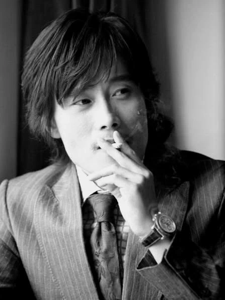 Lee Byung-hun thumbnail