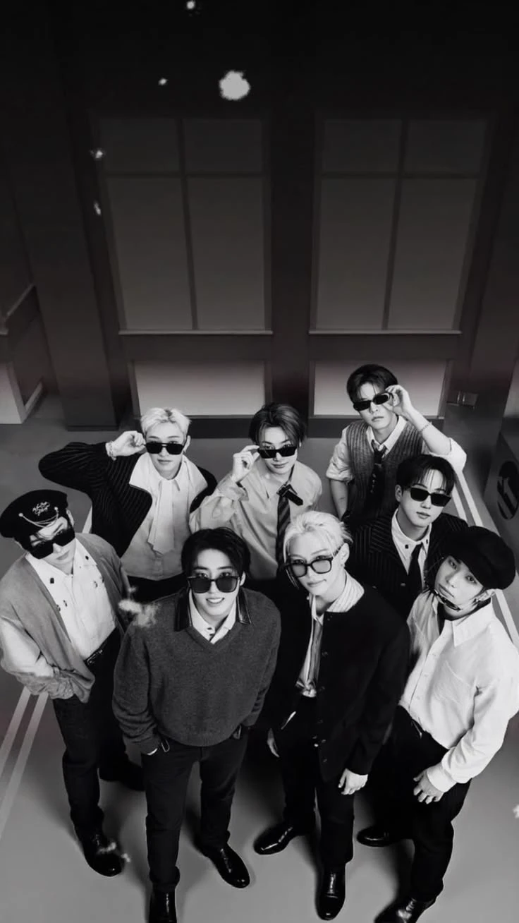 Stray Kids thumbnail