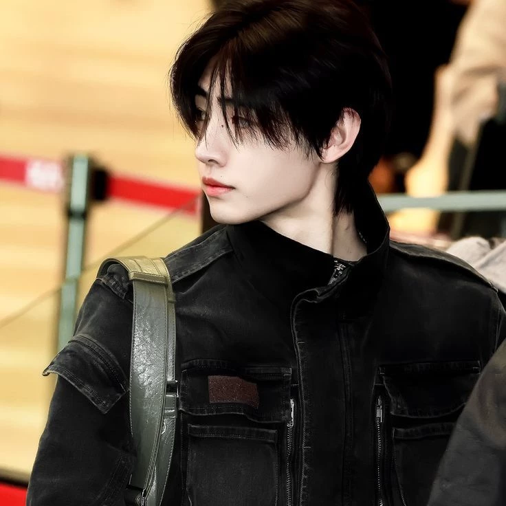 Sunghoon thumbnail